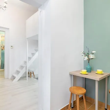 Apartment, In The Middle Of The Center, Quiet, Ac *