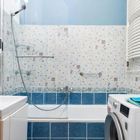 Apartment, In The Middle Of The Center, Quiet, Ac *