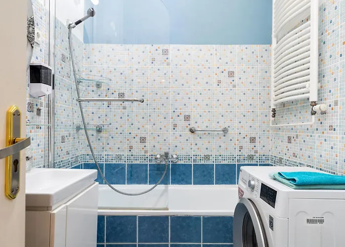 Apartment, In The Middle Of The Center, Quiet, Ac *