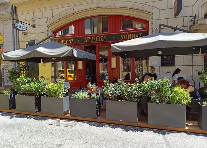 Apartament Apartment, In The Middle Of The Center, Quiet, Ac Budapesta