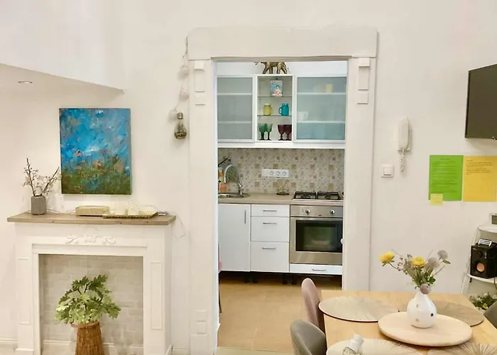 Apartament Apartment, In The Middle Of The Center, Quiet, Ac Budapesta