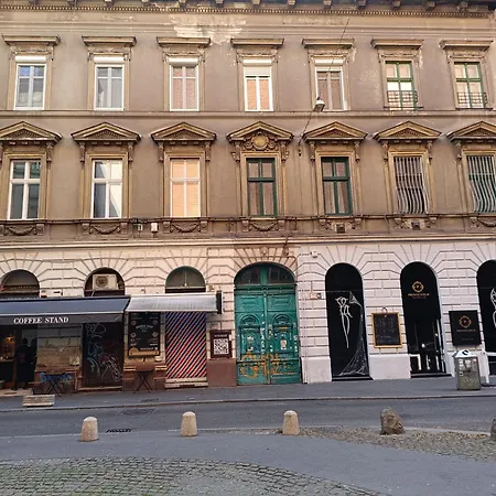 Lejlighed Apartment, In The Middle Of The Center, Quiet, Ac *